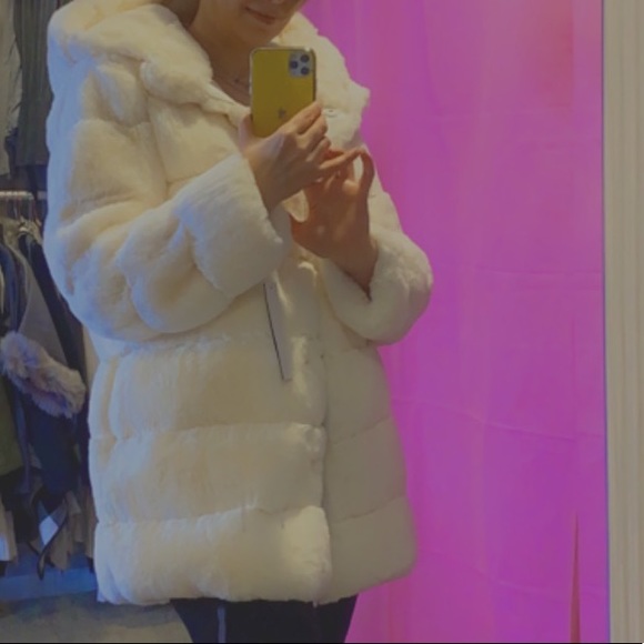 BCBGMAXAZRIA FAUX FUR COAT IN WHITE ONLY - Picture 2 of 16